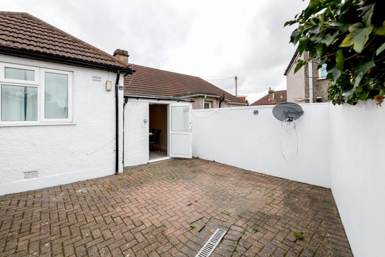 Dartford, Kent - Modern 2Bd 2Bath En-Suite Bungalow M25 Bluewater Εξωτερικό φωτογραφία